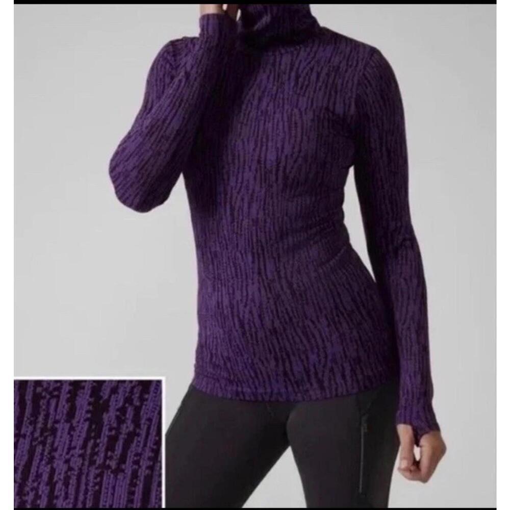 Athleta Sweater Womens L Flurry Elemental Turtleneck Thumb Holes Stretchy Fitted